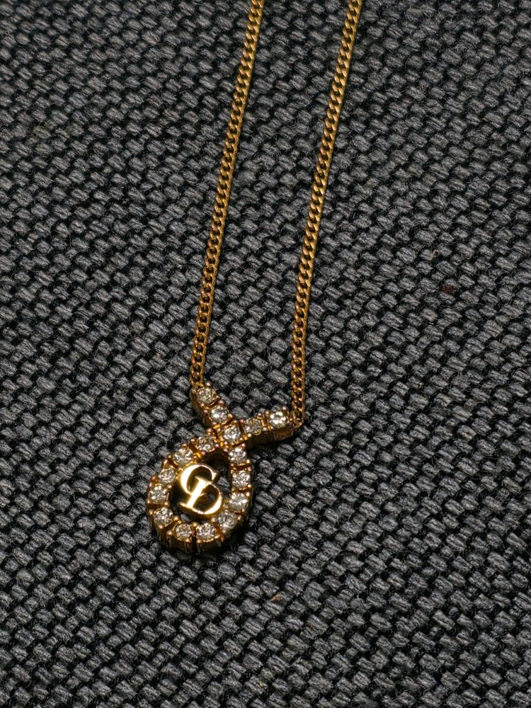 크리스챤디올 Dior 정품 빈티지 꼬임 큐빅 CD 로고 목걸이 이미지