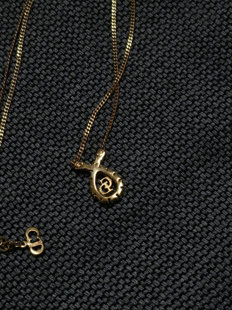 크리스챤디올 Dior 정품 빈티지 꼬임 큐빅 CD 로고 목걸이 이미지