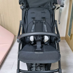 해밀턴 X1 휴대용 유모차 블랙 이미지