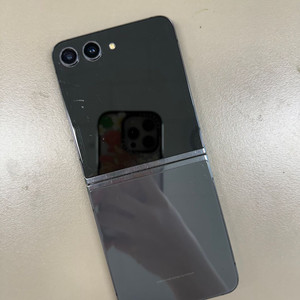 *25만원* 갤럭시Z플립5 블랙 256G 무잔상 미파손 불량화소 없는 단말기 이미지