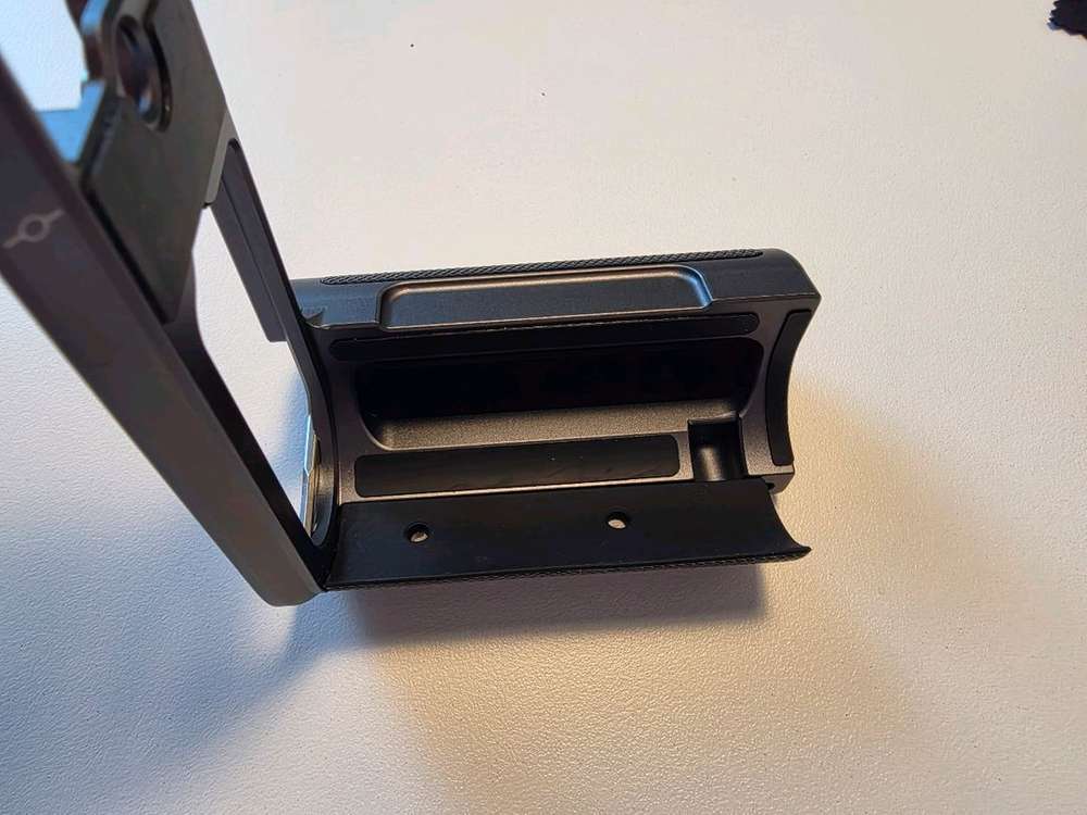 스몰리그 4568 라이카Q3 L쉐이프 그립 팝니다. 이미지