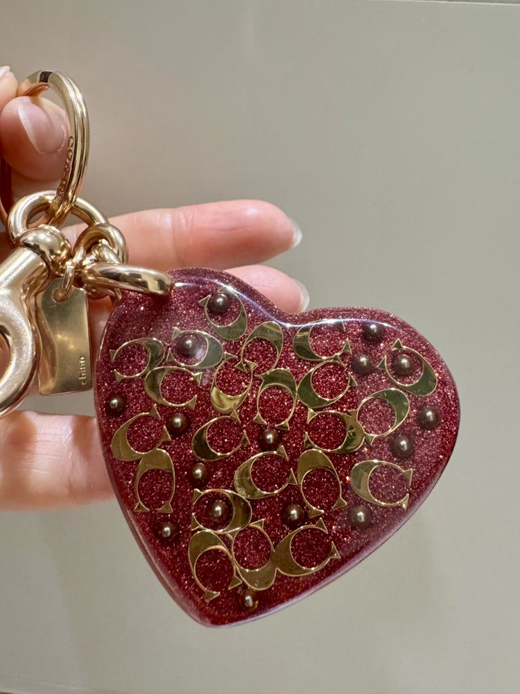 코치 하트 키링 택포 이미지