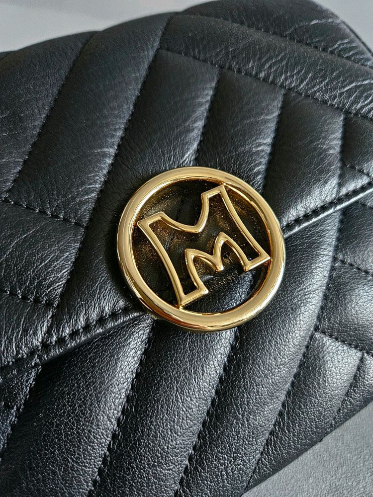 메트로시티 체인크로스백 퀼팅 엠보 숄더백 이미지