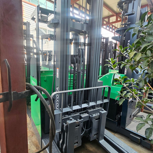 배터리 2021년식 신형 도요타 7FBR 입식 1.8톤 전동지게차 삼단마스트6M인상 1080만 이미지