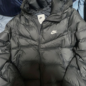 나이키 스톰핏 윈드러너 패딩 판매합니다 105사이즈 이미지