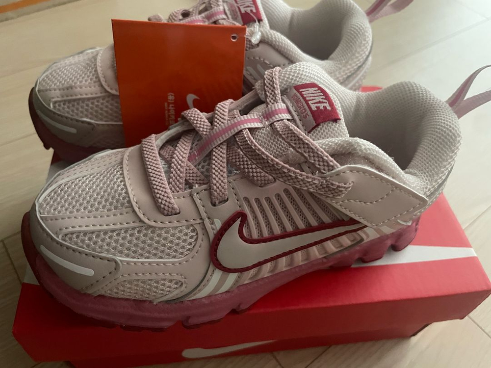 (새상품) 나이키 보메로 키즈 핑크 운동화 160 이미지
