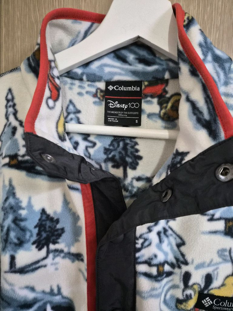 Columbia 컬럼비아 디즈니100주년기념 한정판 반집업 S 남여공용(크게나와서 남성 95까지 착용가능) 이미지