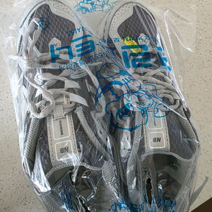 뉴발란스 1906운동화 255사이즈 이미지