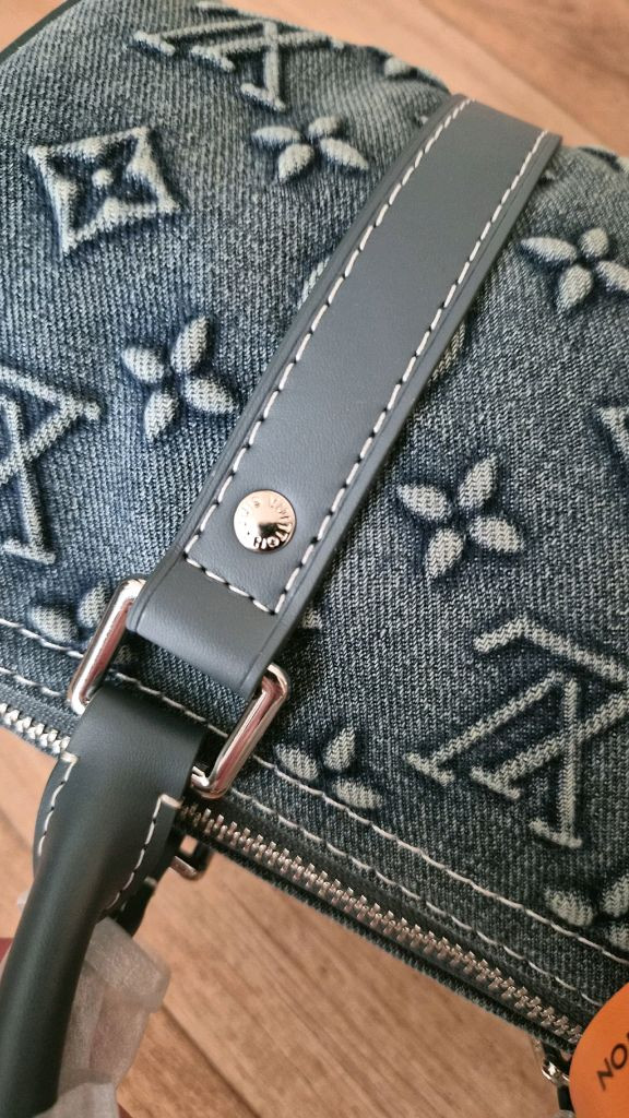 루이비통 키폴 반둘리에 데님 이미지