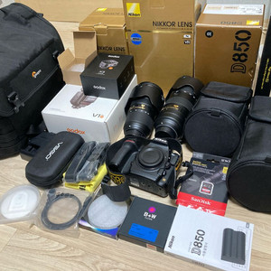 (민트급) 니콘 24-70 렌즈 스트로보 등 이미지
