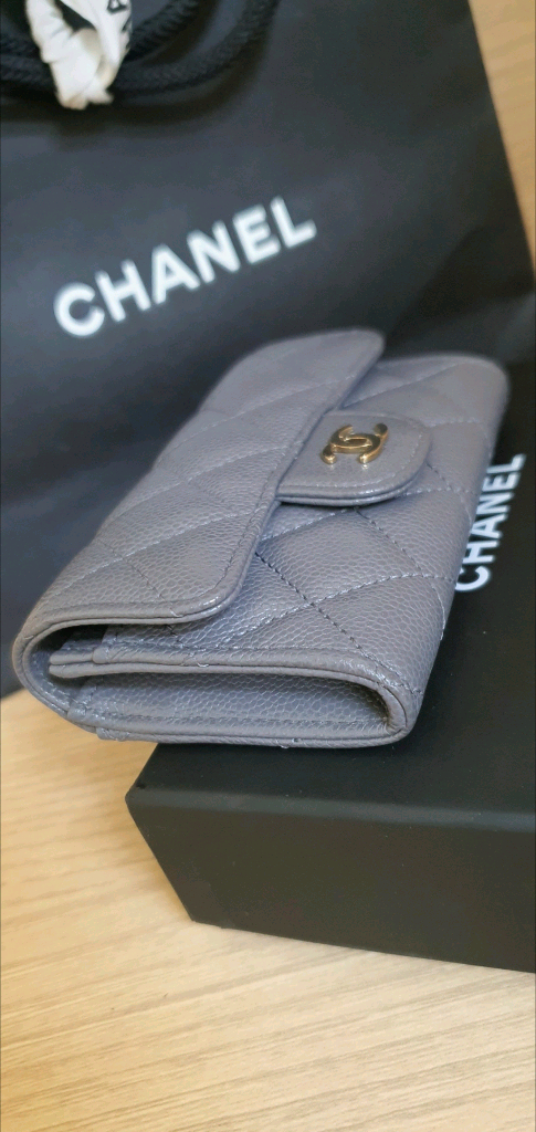 샤넬 캐비어 클똑 카드지갑 새상품급 정품(감정O)구찌프라다루이비통디올고야드샤넬셀린느보테가생로랑발렌시아가버버리가방 이미지