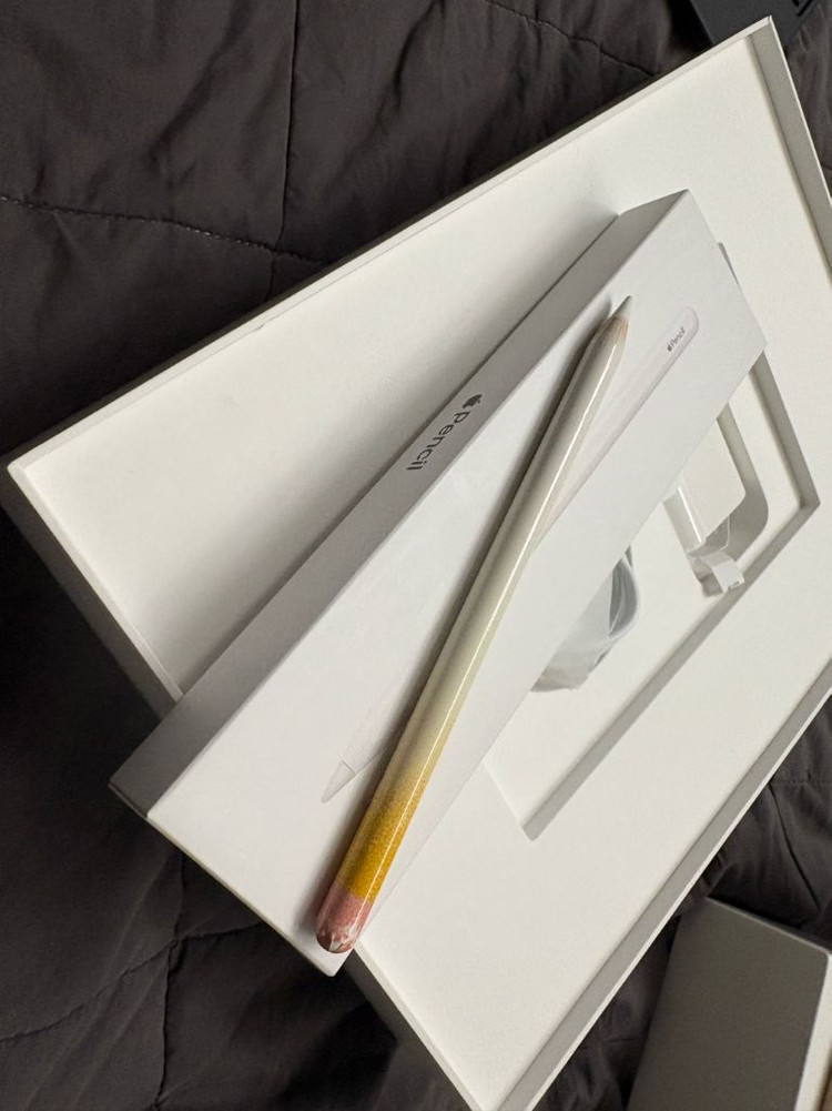 아이패드 프로 4세대 12.9 256g + 펜슬2 + 매직키보드(정품x) 이미지