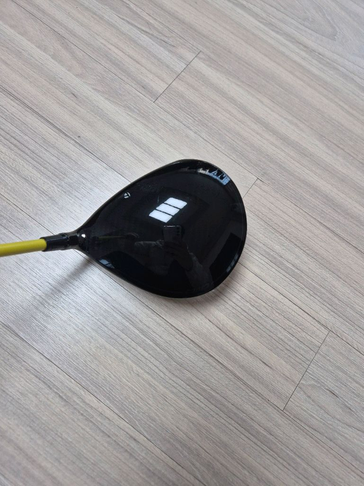 Qi10 9도 LS + 투어AD MT-6S 드라이버 이미지