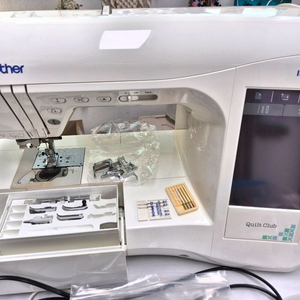 [중고]브라더 이노비스전문가용퀼트머신QC-1000가정용 재봉틀 판매 이미지