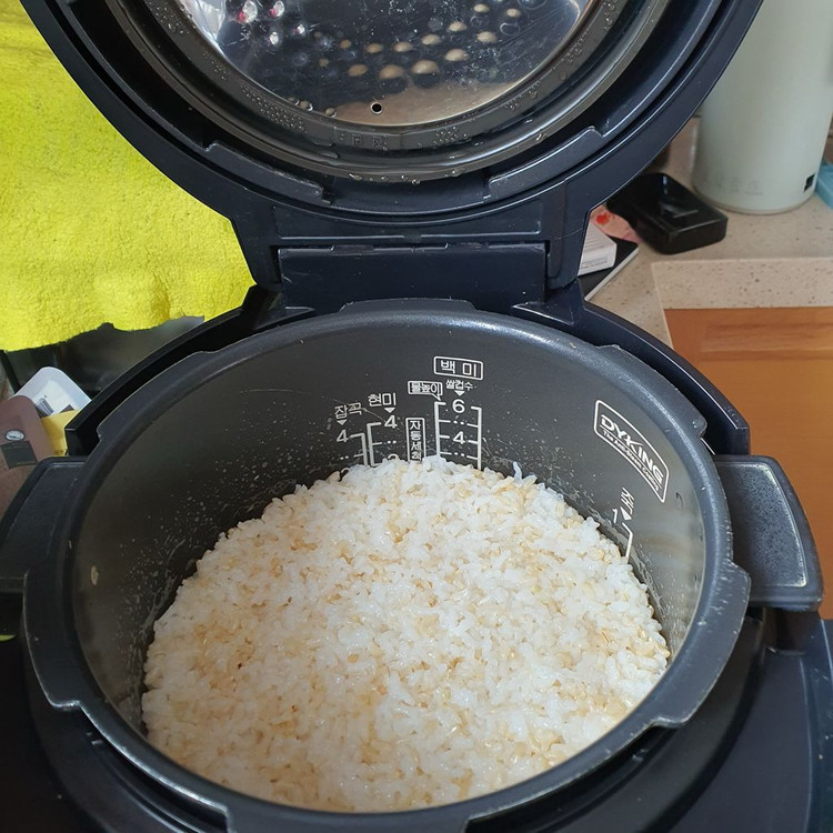 쿠첸 전기 보온 압력 밥솥 CJS-FA0603V 압력밥 이미지