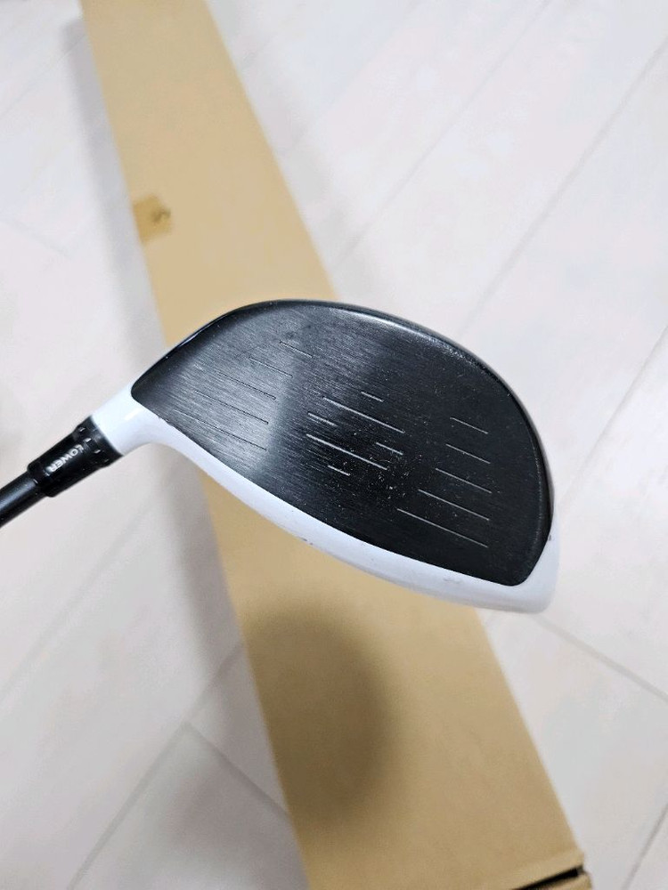 테일러메이드 M2 드라이버 10.5도 R 이미지