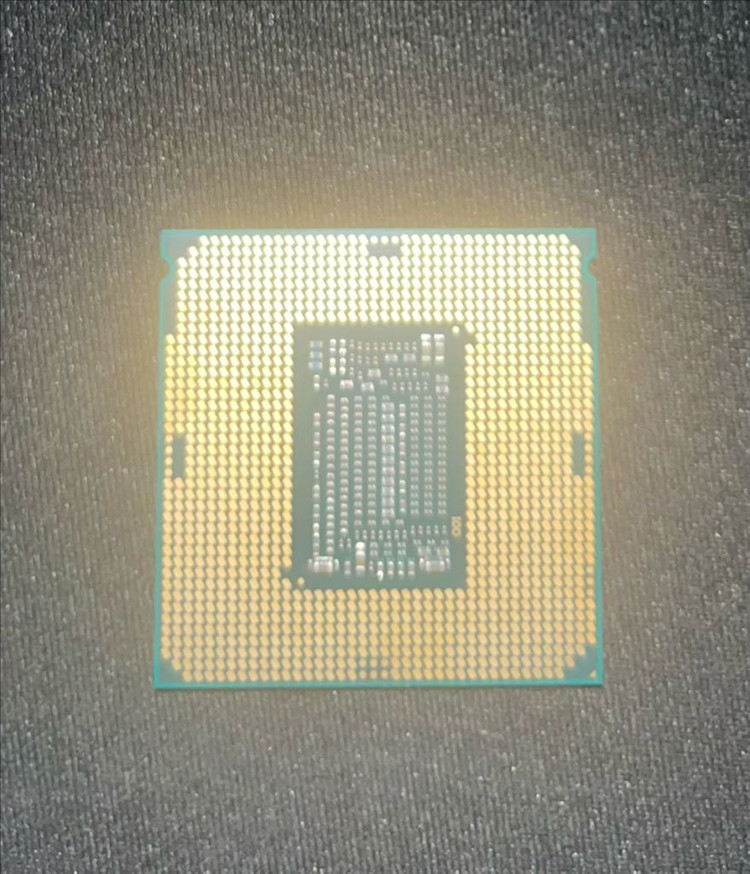 인텔 I5-9400F CPU 이미지