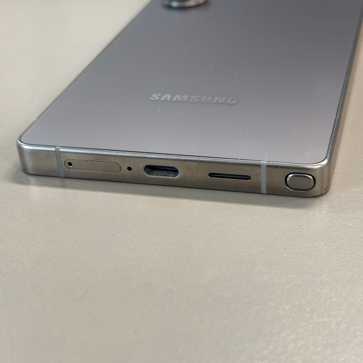 대용량)자급제) 갤럭시S25울트라 내추럴그레이 512용량 상태좋은 특A급 단말기 정상해지폰 95만 판매합니다 이미지