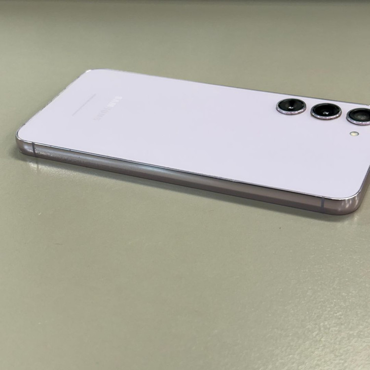 *대용량* 갤럭시S23플러스 라벤더색상 512용량 미파손 무잔상 상태좋은단말기 최저가 38만 판매합니다 이미지