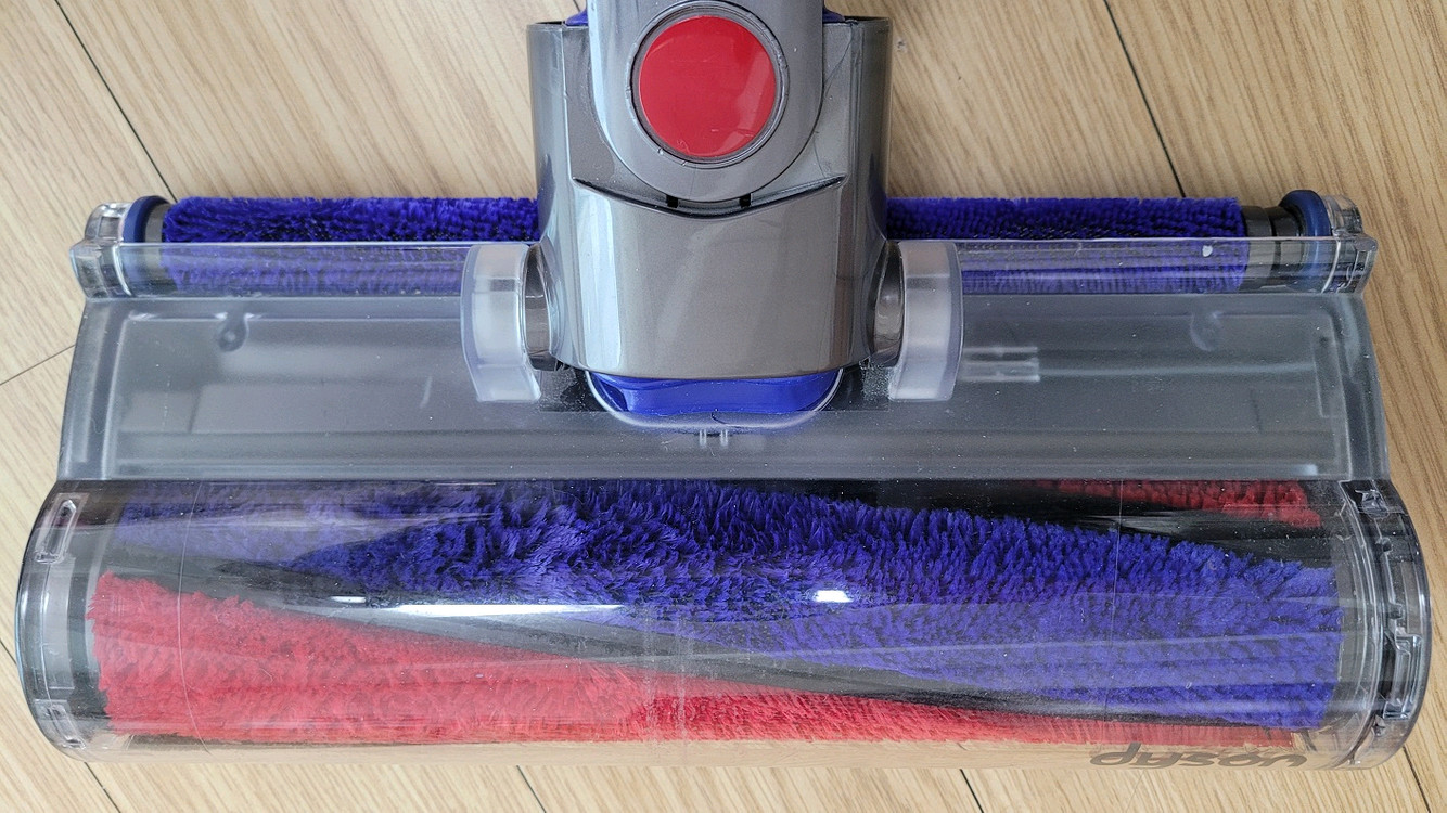 깨끗하게 세척한 다이슨 무선 청소기 V11 풀세트(70분 연속동작) 이미지