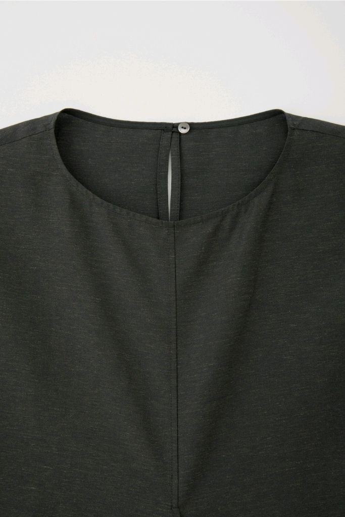 (새상품) rrace 레이스 Nep linen Blouse 블라우스(Black) 이미지