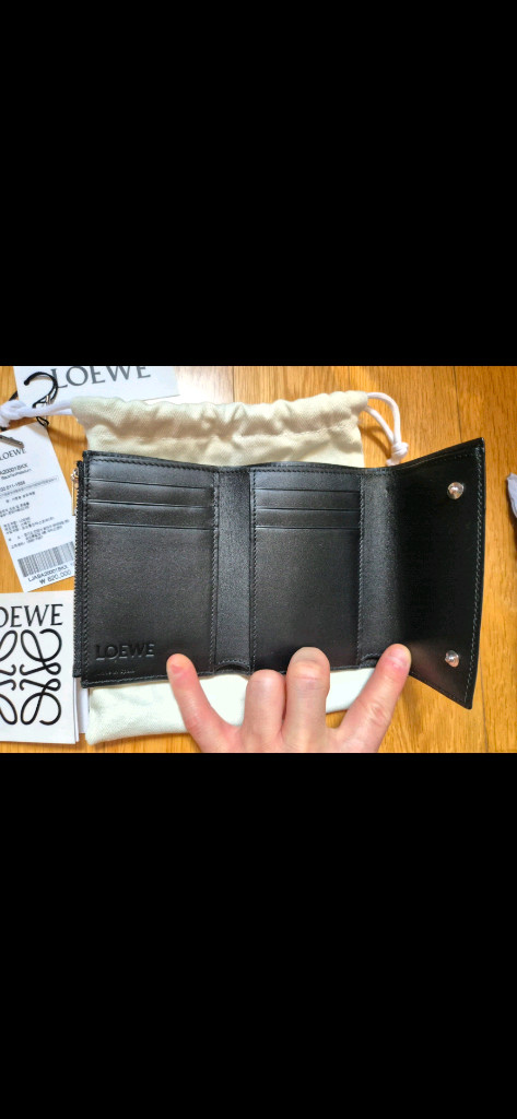 로에베 레더반지갑 풀세트팝니다 이미지