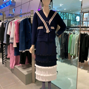 럭키슈에뜨 스커트 이미지