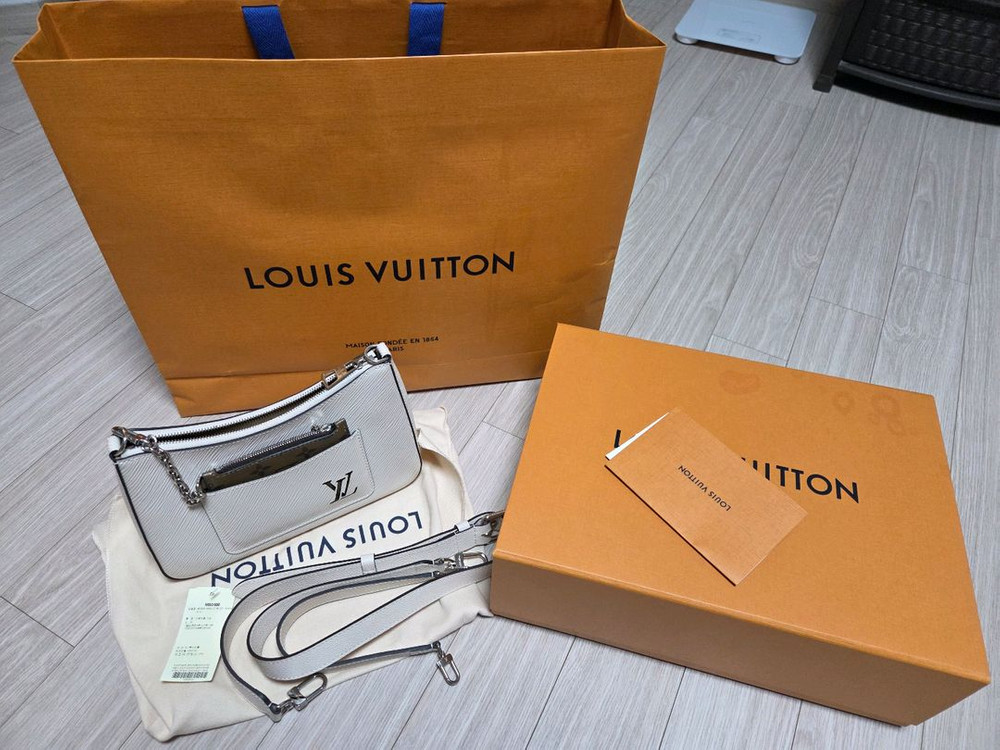 루이비통 마렐 BB 에피 쿼츠 M80688 이미지