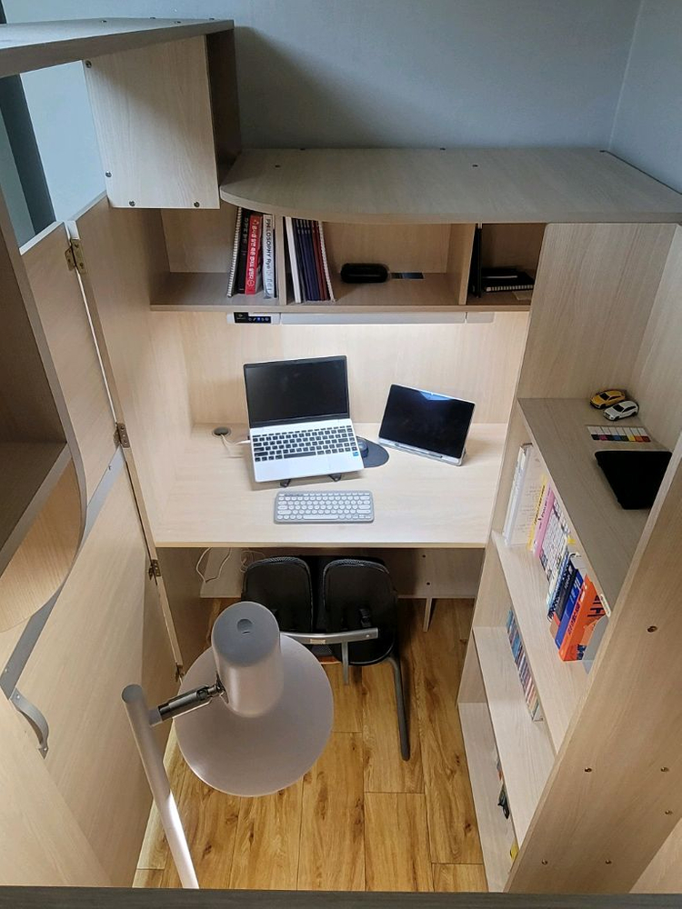 1인 독서실 책상 판매합니다 (히든가구 휴즈 / 집중력 끝판왕) 이미지