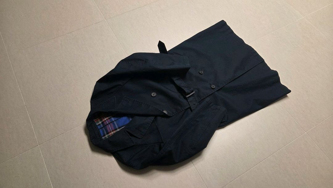 유니클로 x JW 앤더슨 리버시블 체크 트렌치 코트 이미지