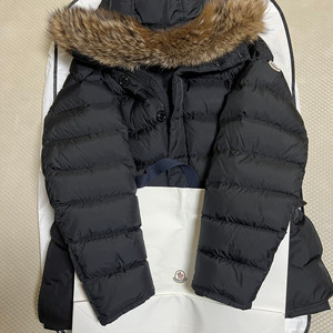 몽클레어 클루니 6사이즈 리얼라쿤퍼 이미지