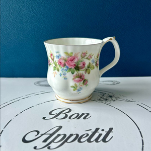 영국산 로얄알버트 모스 로즈(Moss Rose) 빈티지 머그 이미지