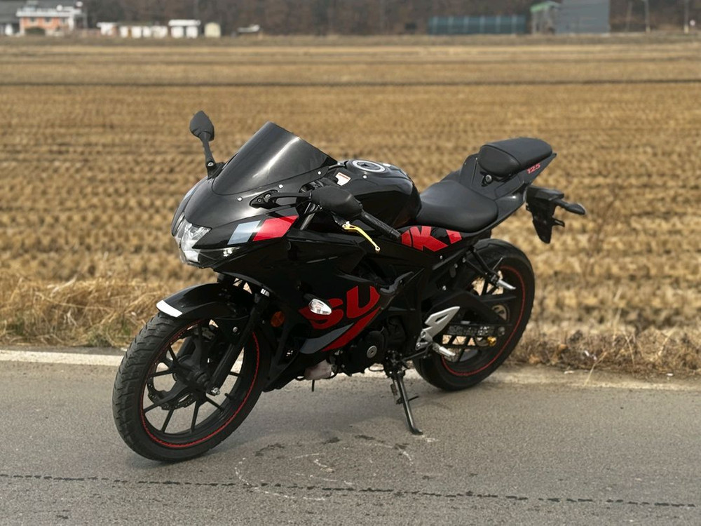 스즈키GSXR125/18년식/2만키로/275만원/구변완 이미지