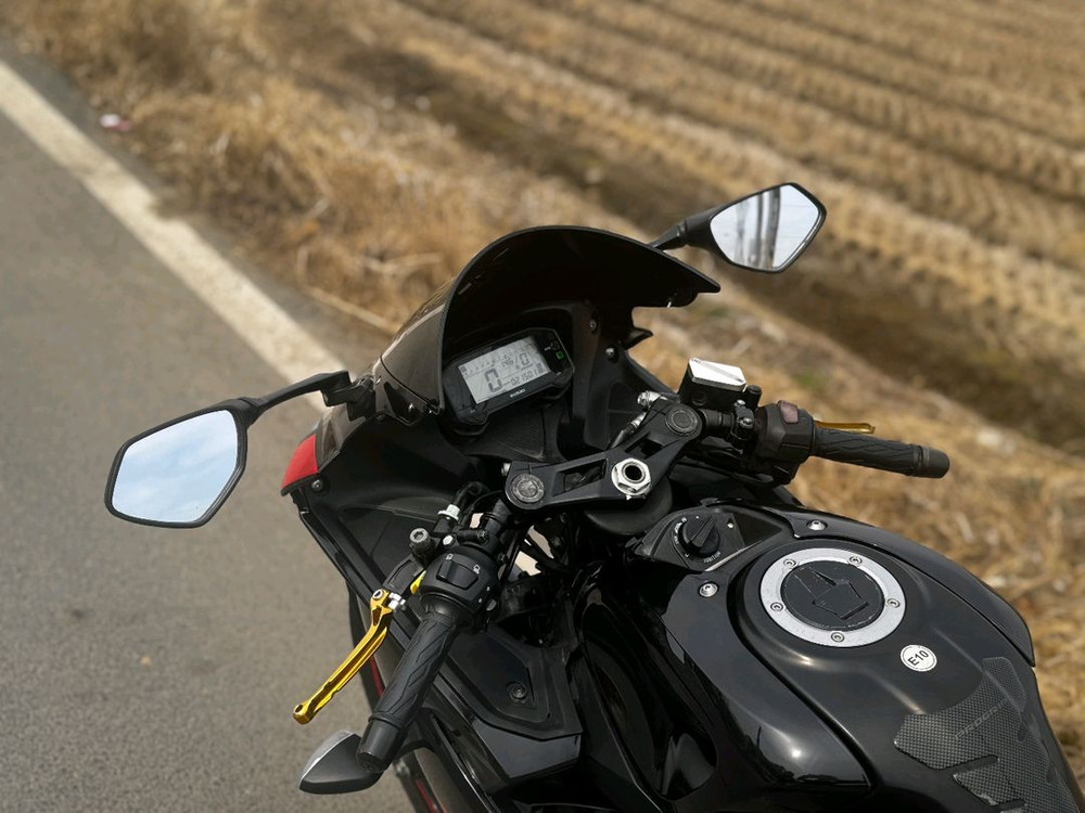 스즈키GSXR125/18년식/2만키로/275만원/구변완 이미지