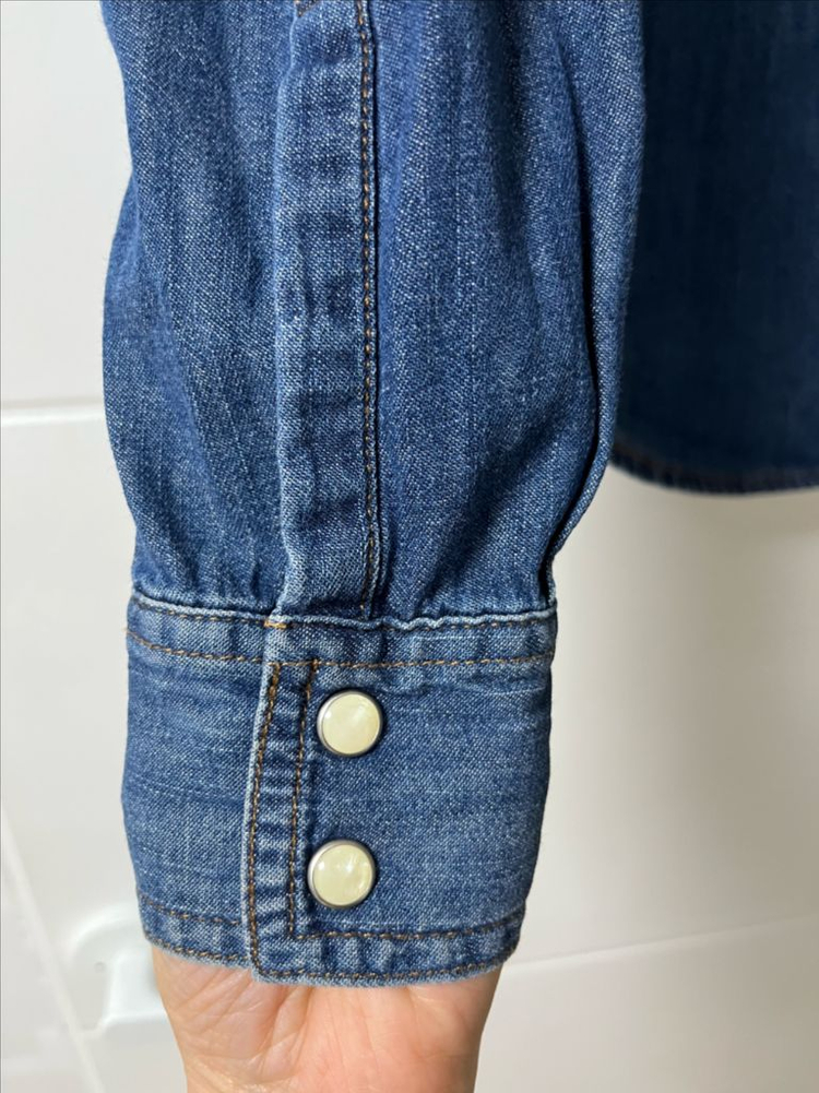 리바이스 데님 셔츠 이미지