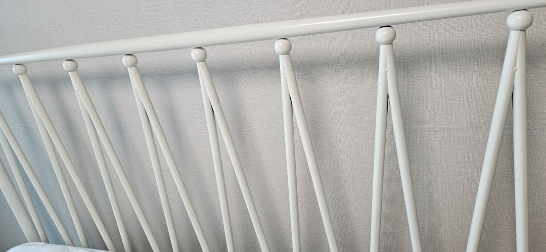 철제 접이식 퀸사이즈 침대 프레임 판매합니다.(상태 최상) 이미지