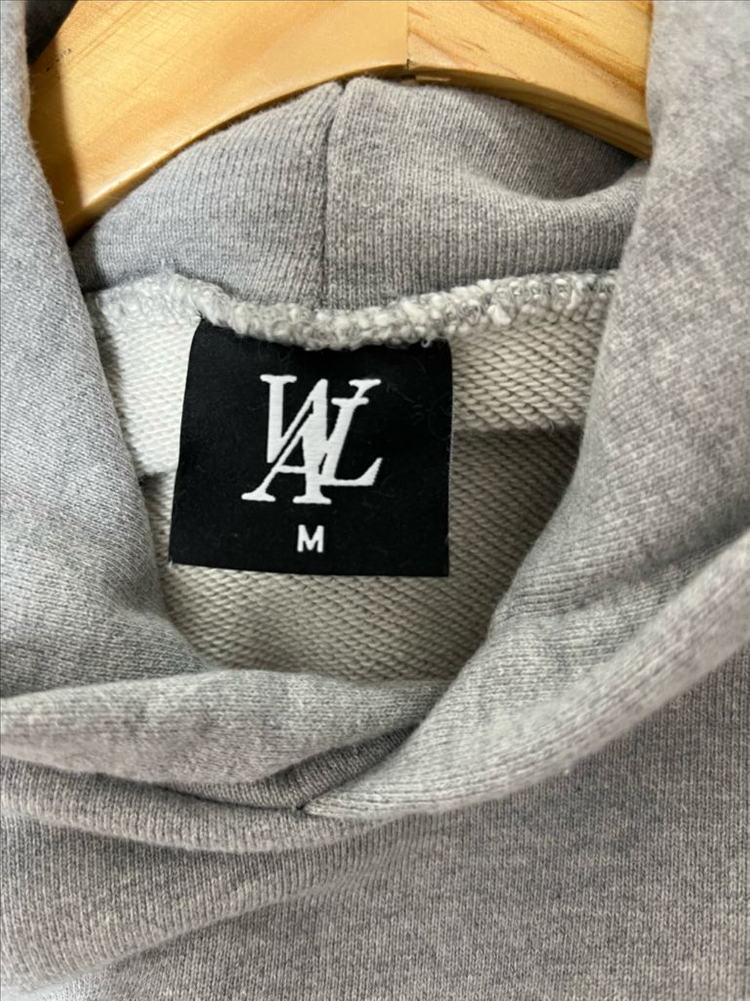 우알롱 후드티 이미지