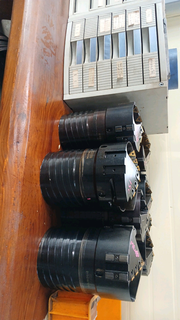 딥홀가공절삭공구 판매합니다. 이미지