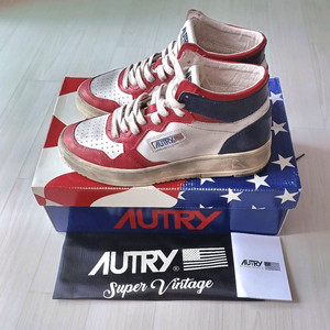 오트리 빈티지 메달리스트 미드 40(255) 이미지