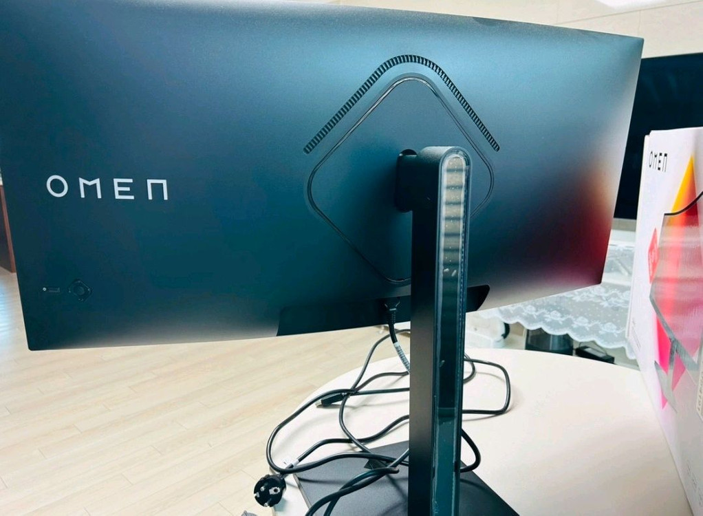 커브드 모니터 HP OMEN 34C 34 WQHD 165hz 이미지
