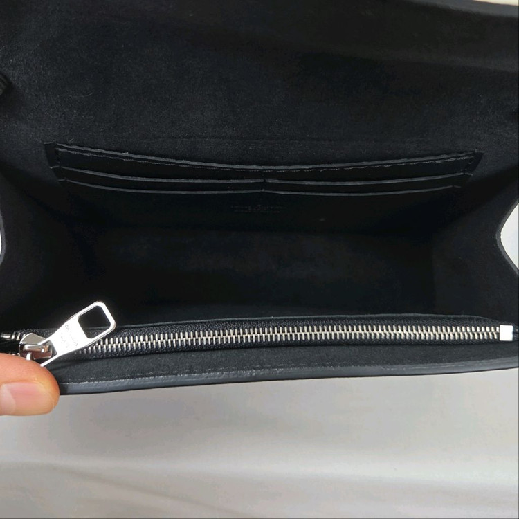 루이비통 내장칩 도핀범백 자이언트 이미지