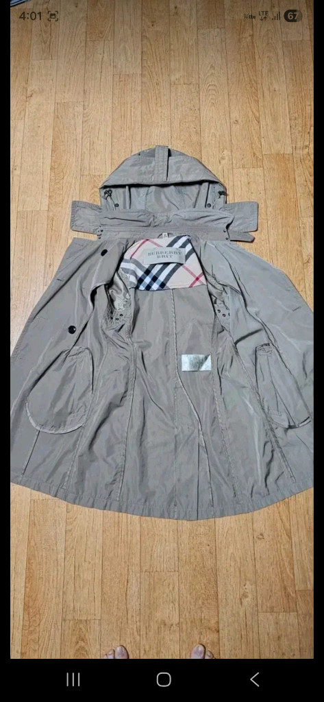 정품,최상급)버버리 후드(탈부착) 트렌치 코트, 베이지색, 사이즈 55 이미지