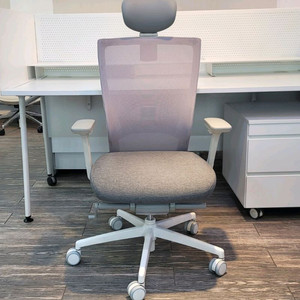 퍼시스 화이트쉘의자 CHA4300WAH 대량판매 이미지