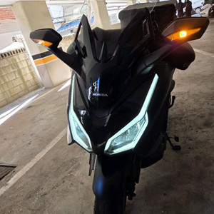 350cc 스쿠터 이미지