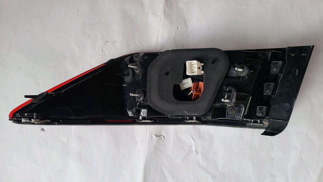 K7 (올뉴)후미등 운전석쪽 5핀 이미지