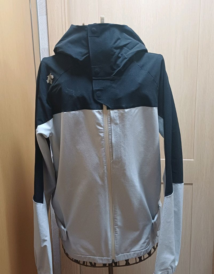 데상트 남성 기능성 후드 바람막이 자켓 105 DESCENTE 이미지
