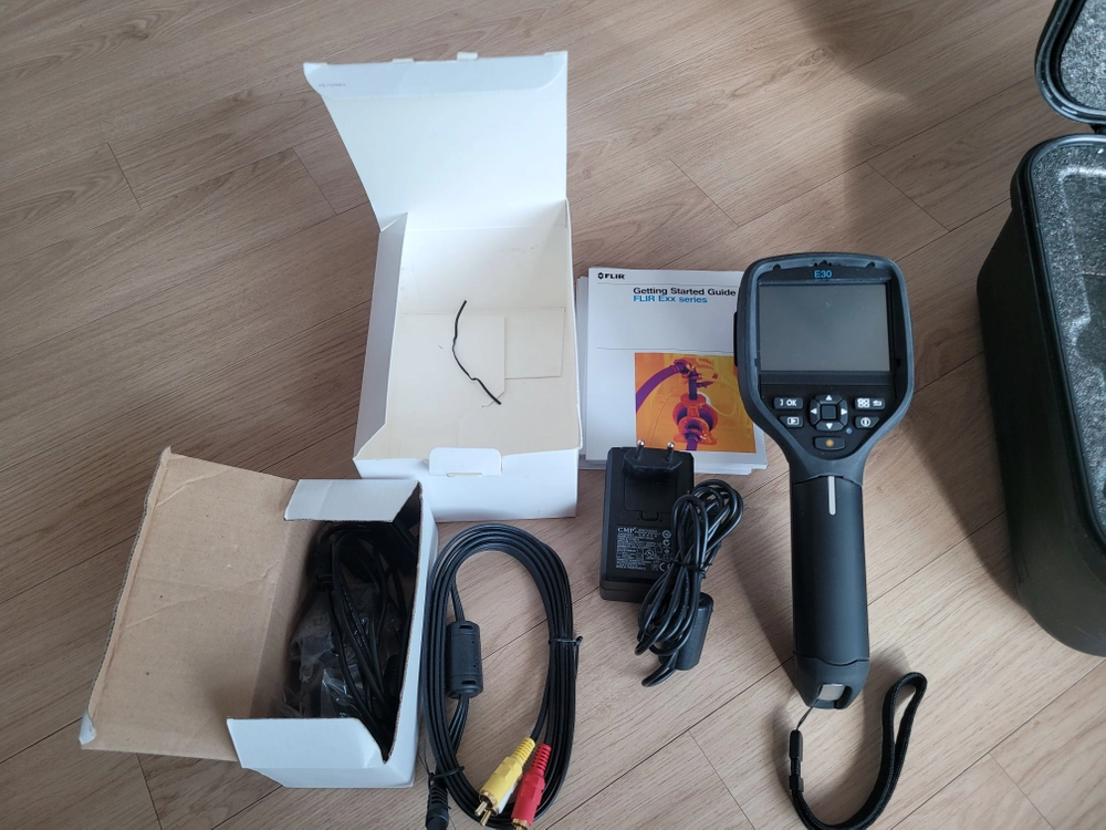 플리어(FLIR E30)열화상 카메라 판매=>E60으로 펌웨어 업그레이드 완료(해상도320*240) 이미지