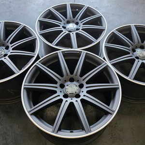 벤츠 E63AMG / CLS63AMG 19인치 정품 순정 블랙무광 림커팅 이미지