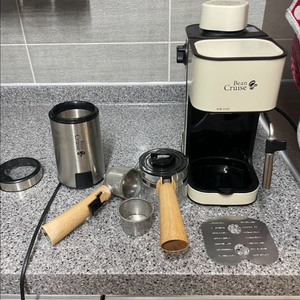 커피머신기 일리 에소프레소 이미지