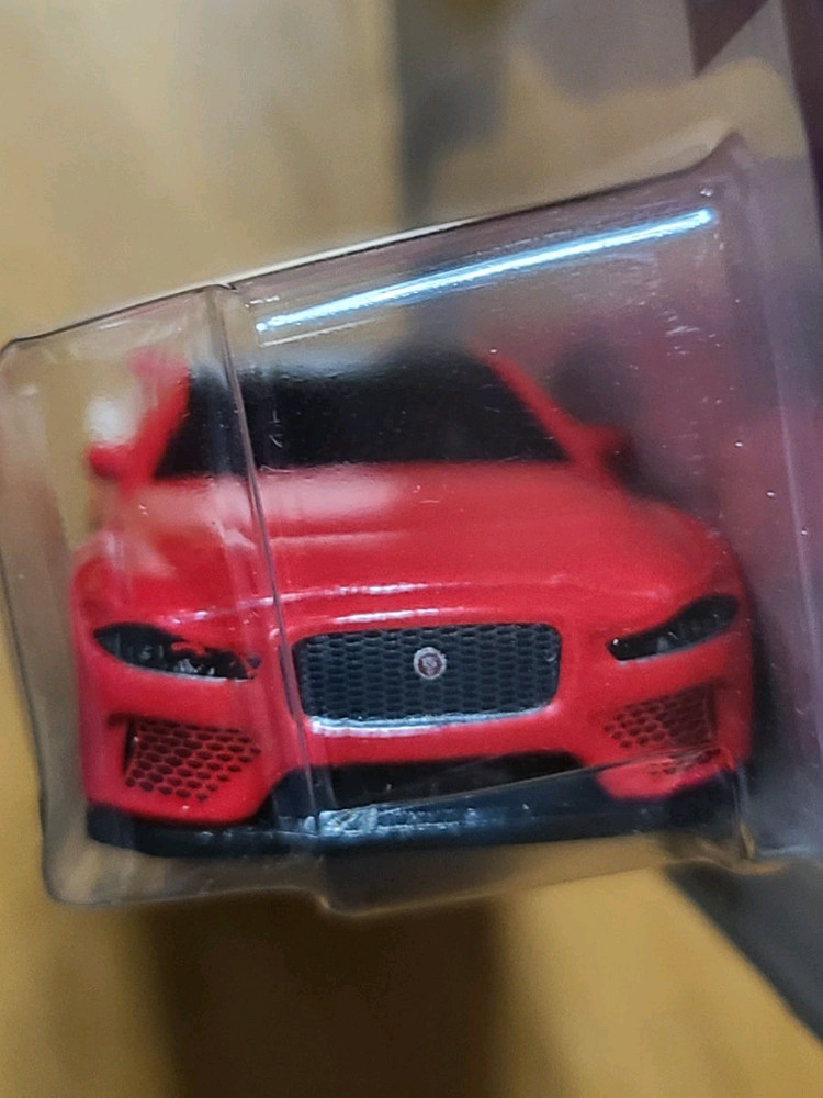 핫휠 재규어 XE SV 프로젝트 8 미개봉 이미지